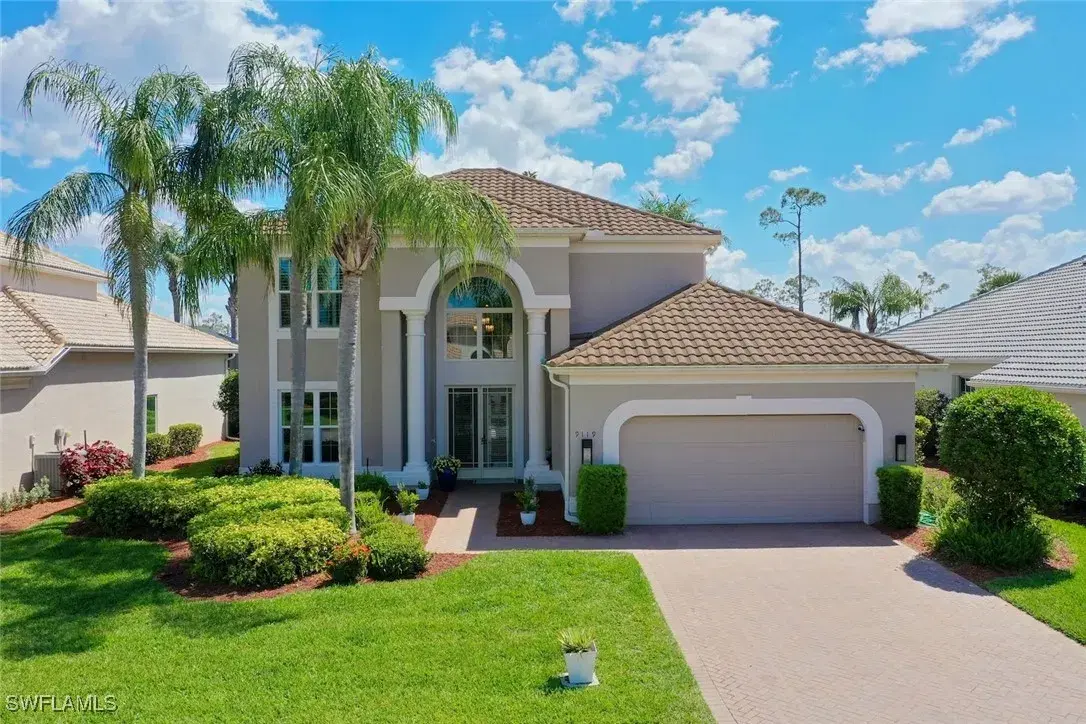 Picture of 9119 Links Dr, Fort Myers, FL 33913