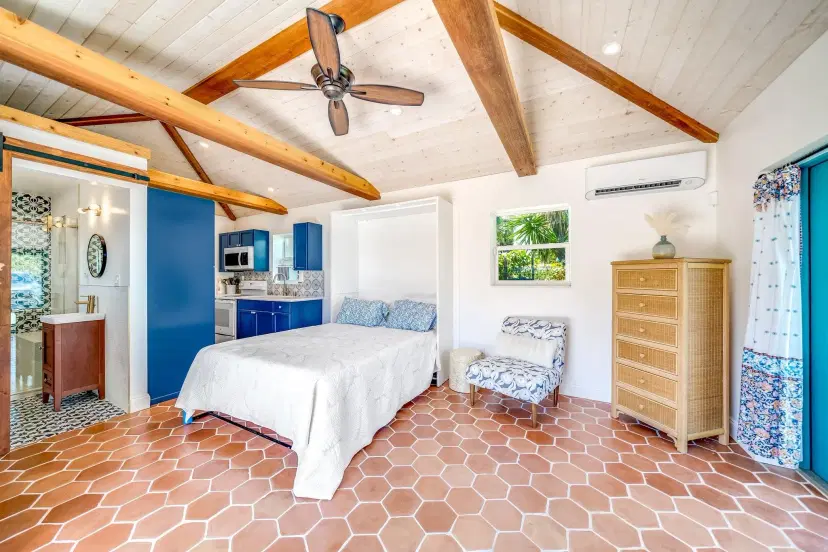 Picture of 348 Alhambra Pl, West Palm Beach FL 33405