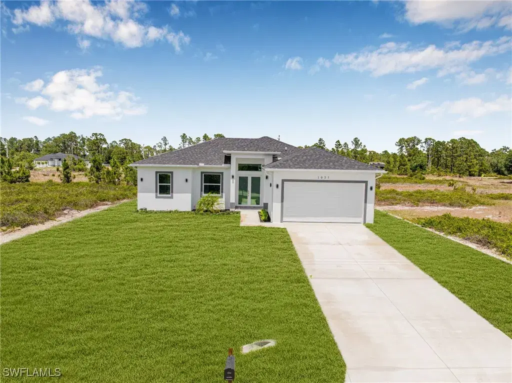 Picture of 1027 Kirkwood St, Lehigh Acres, FL 33974