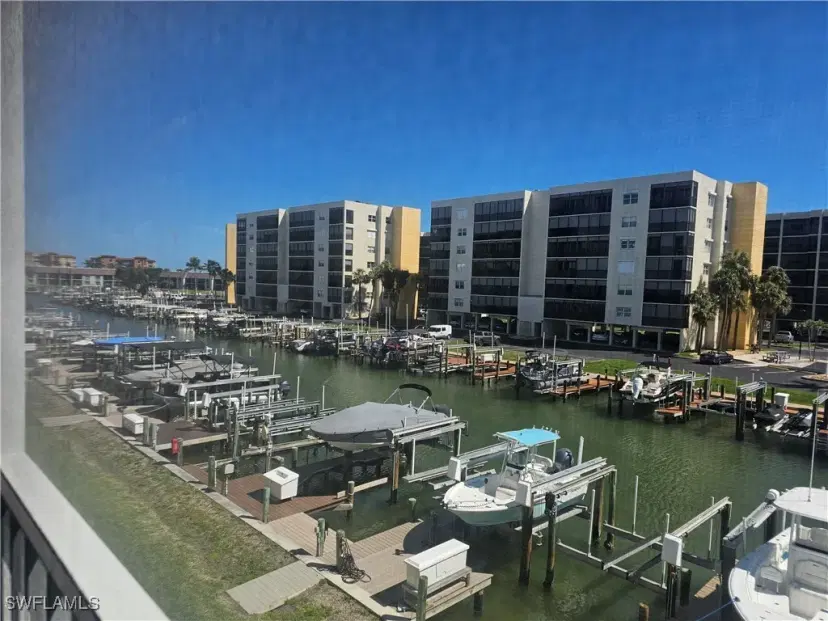 Picture of 4521 Bay Beach Ln 222, Fort Myers Beach FL 33931