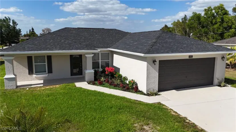Picture of 213 Manasota St, Fort Myers FL 33913