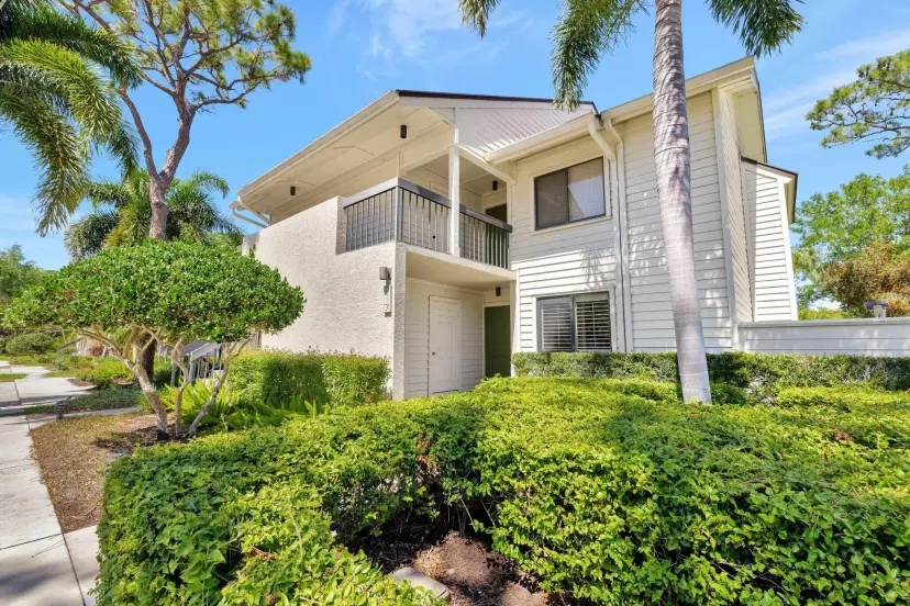Picture of 6433 SE Brandywine Court 117, Stuart FL 34997