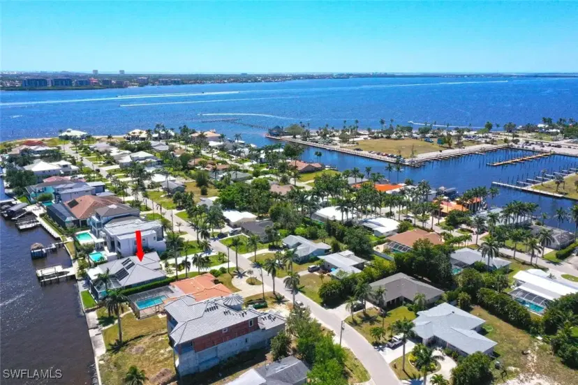 Picture of 5727 Riverside Dr, Cape Coral FL 33904