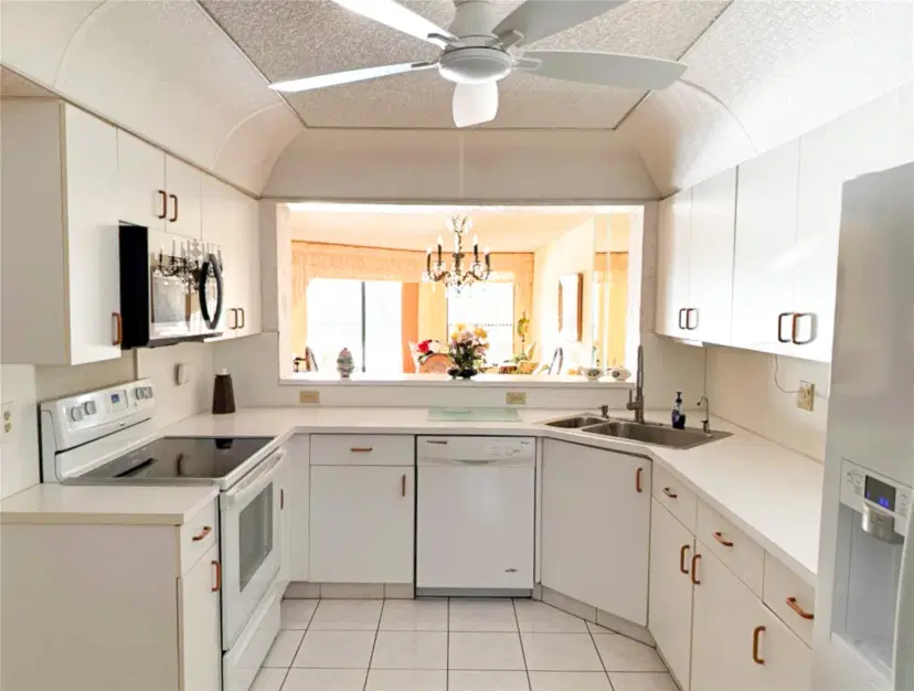 Picture of 7531 Fairfax Dr 202-H, Tamarac FL 33321
