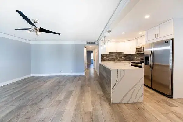 Picture of 922 Flanders T, Delray Beach FL 33484