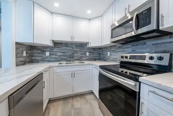 Picture of 922 Flanders T, Delray Beach FL 33484