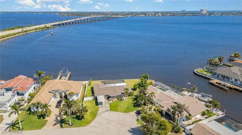 Picture of 1750 Sandy Cir, Cape Coral FL 33904