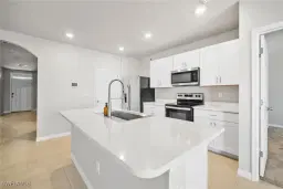 Picture of 25377 E Lenox Cir, Punta Gorda, FL 33950