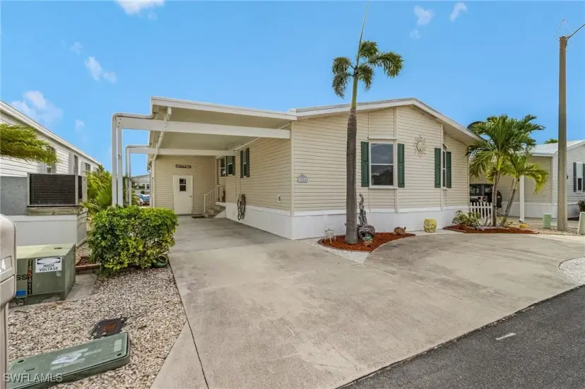 Picture of 3024 Sloop Ln, St. James City FL 33956