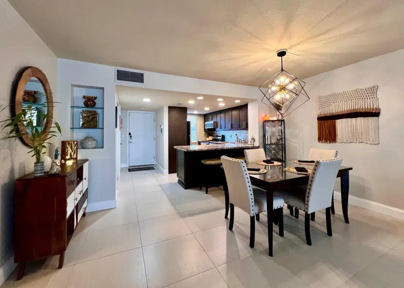 Picture of 2828 Tennis Club Drive 503, West Palm Beach FL 33417