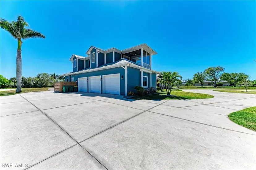 Picture of 5755 Riverside Dr, Punta Gorda FL 33982