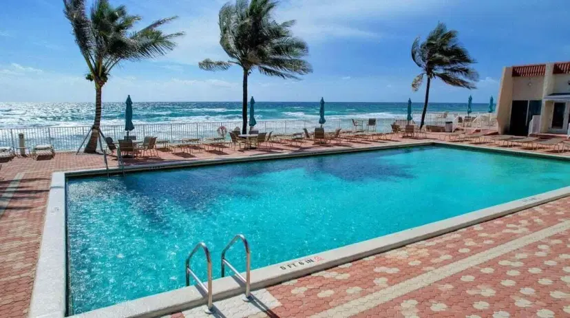 Picture of 3520 S Ocean Boulevard A301, South Palm Beach FL 33480