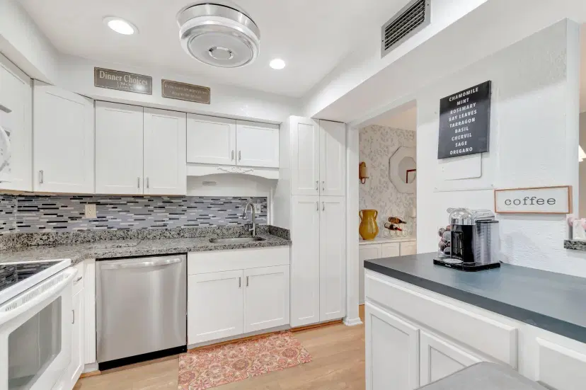 Picture of 3520 S Ocean Boulevard A301, South Palm Beach FL 33480