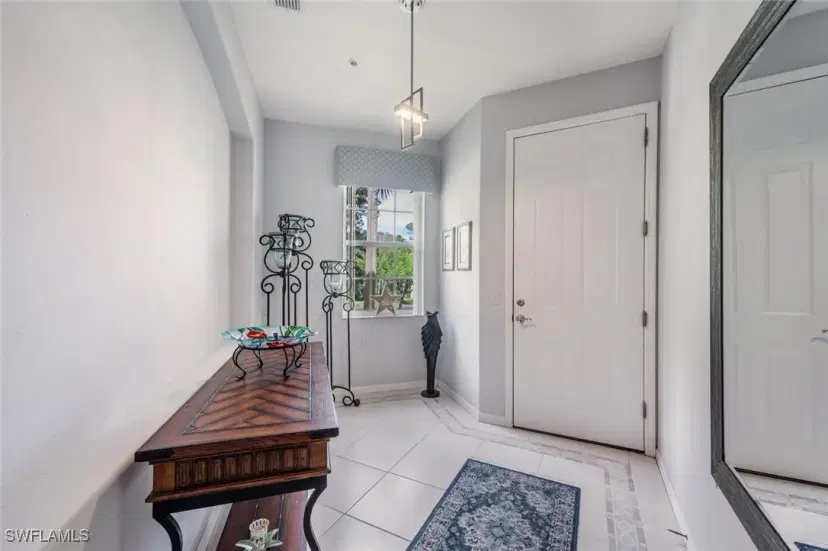 Picture of 4844 Hampshire Ct 107, Naples FL 34112