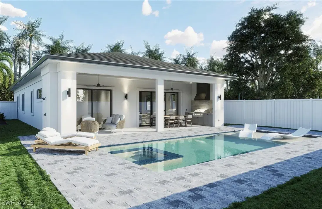 Picture of 658 93Rd Ave N, Naples, FL 34108
