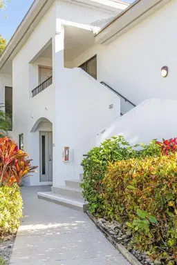 Picture of 7527 Glendevon Lane 805, Delray Beach, FL 33446