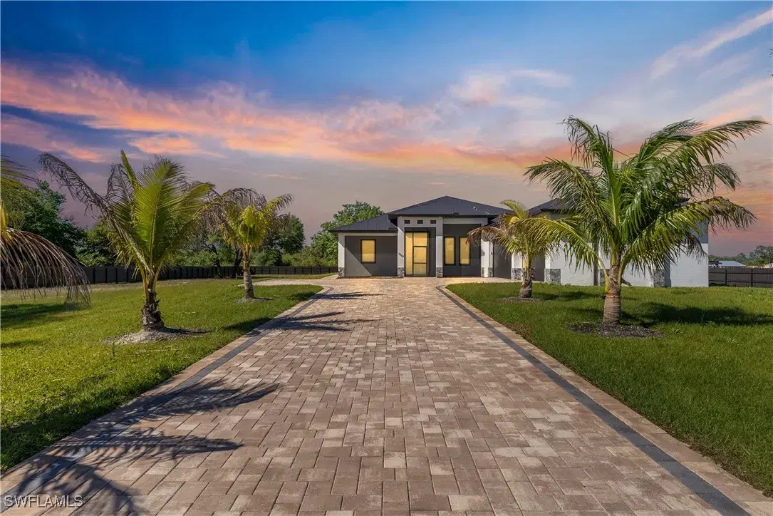 Picture of 7824 16Th Ter, Labelle, FL 33935