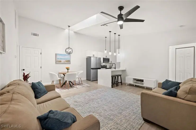 Picture of 5110 SW Courtyards Way 22, Cape Coral FL 33914