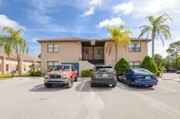 Picture of 2424 SE Garden Terrace 207, Port St Lucie, FL 34952