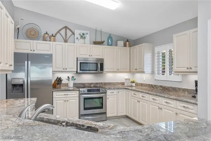 Picture of 8471 Southbridge Dr 2, Estero FL 33967