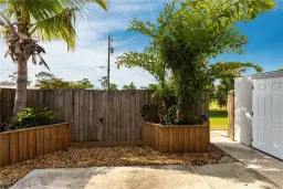 Picture of 1165 Palm Ave 6D, North Fort Myers, FL 33903