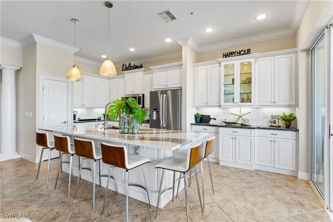 Picture of 21501 Baccarat Ln 202, Estero, FL 33928