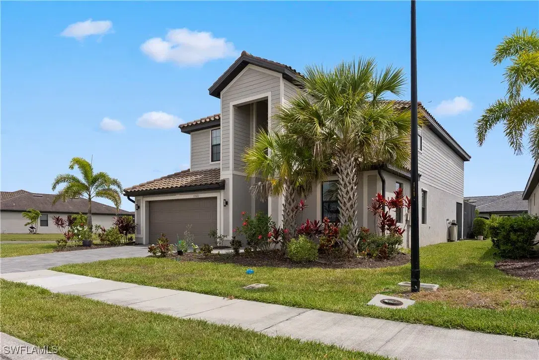 Picture of 11621 Timber Creek Dr, Fort Myers, FL 33913