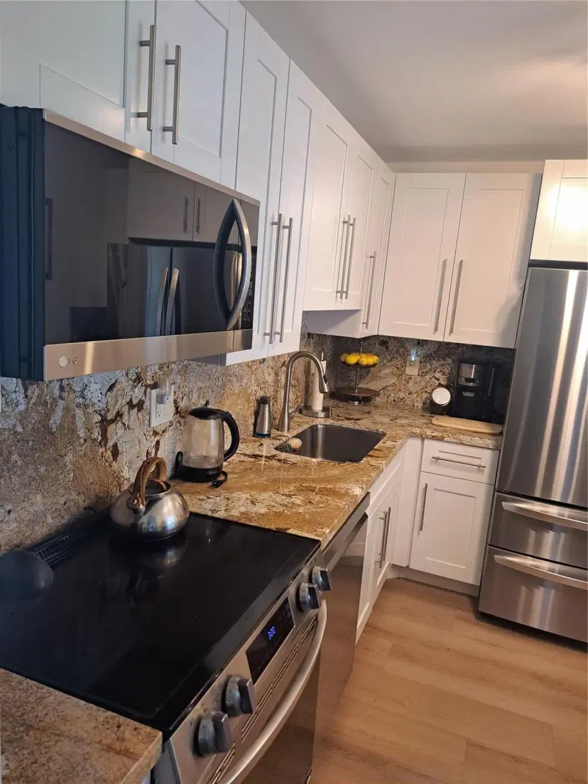 Picture of 8050 W Mcnab Rd 212, Tamarac FL 33321