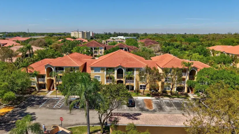 Picture of 5550 NW 61St Street 516, Coconut Creek FL 33073