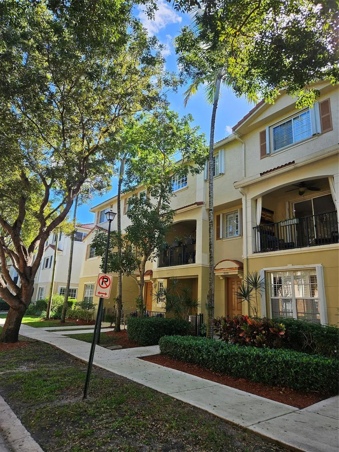 Picture of 4574 Danson Way 4574, Delray Beach, FL 33445