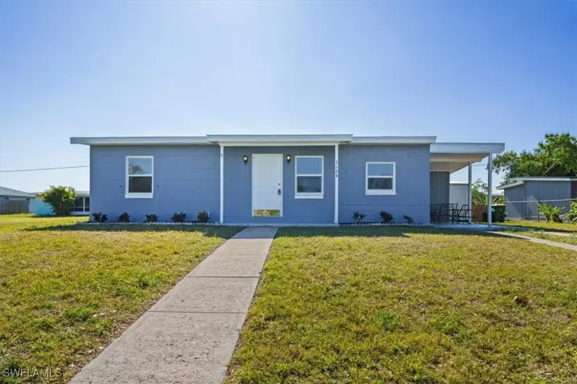 Picture of 3124 Crestwood Dr, Port Charlotte FL 33952