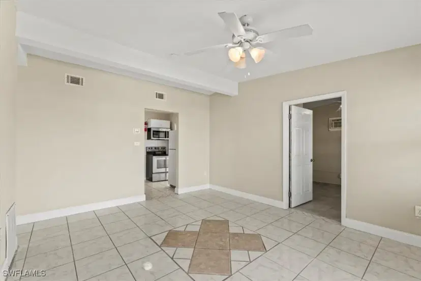 Picture of 3124 Crestwood Dr, Port Charlotte FL 33952