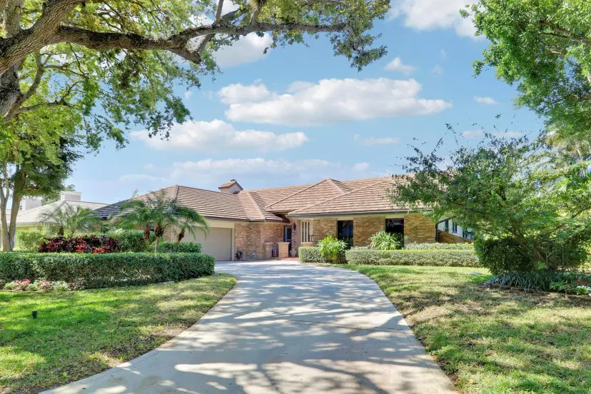 Picture of 18421 SE Heritage Drive, Tequesta FL 33469