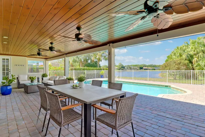 Picture of 18421 SE Heritage Drive, Tequesta FL 33469