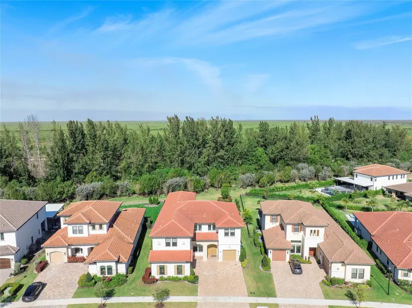 Picture of 9245 W Parkland Bay Trl, Parkland FL 33076
