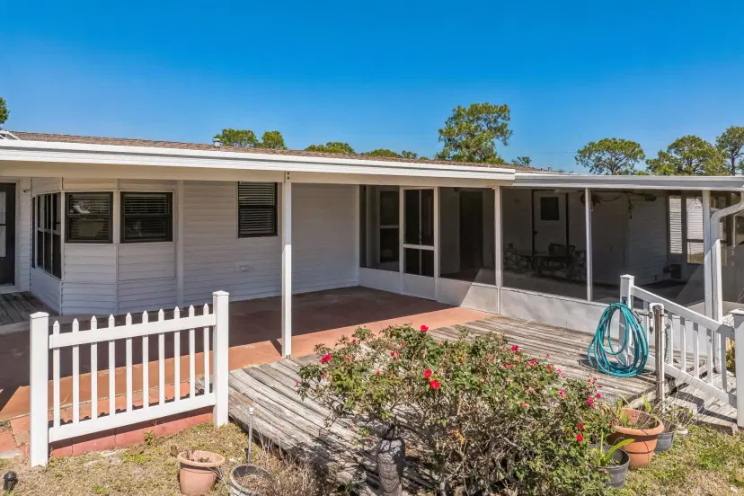 Picture of 306 Hickory Ridge Drive, Sebring FL 33876