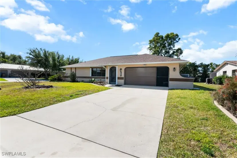 Picture of 1218 SE 30Th Ter, Cape Coral FL 33904