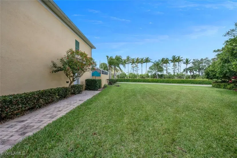 Picture of 7237 Bellini Way, Naples FL 34114
