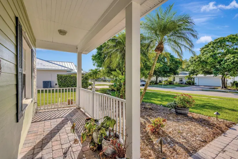Picture of 628 NE Muskrat Run, Port St Lucie FL 34983