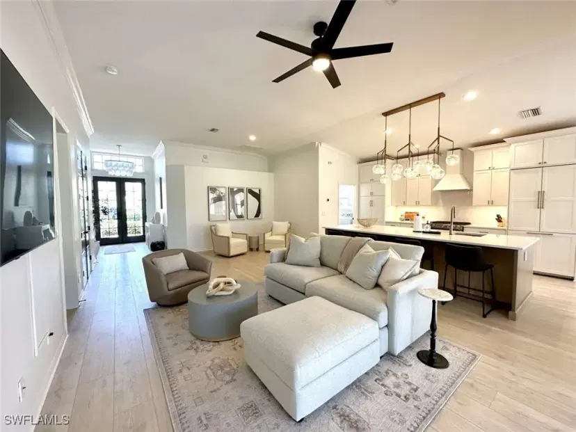 Picture of 10001 Isola Way, Miromar Lakes FL 33913