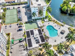 Picture of 3050 NE 16Th Ave 406, Oakland Park, FL 33334