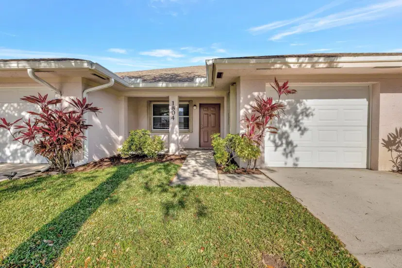 Picture of 1804 E Sanderling Lane B, Fort Pierce FL 34982