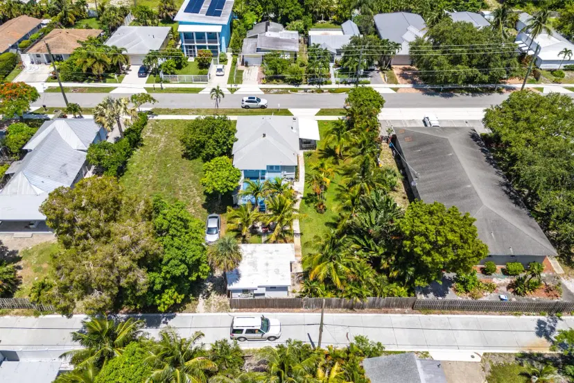 Picture of 320 SE 4Th Avenue, Delray Beach FL 33483