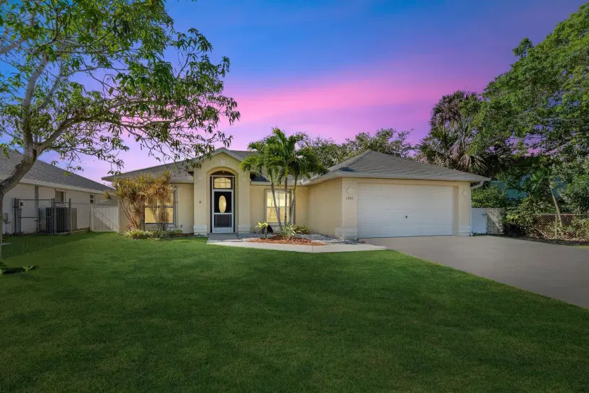 Picture of 1301 Carlton Court, Fort Pierce FL 34949