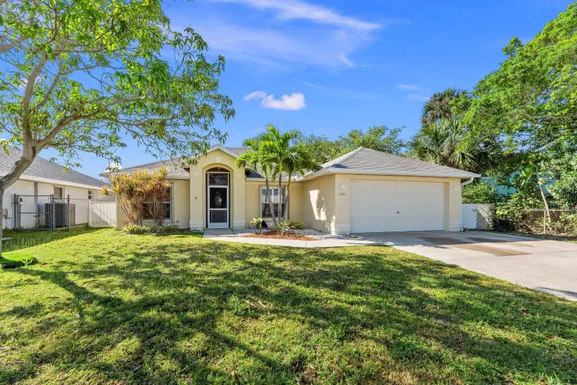 Picture of 1301 Carlton Court, Fort Pierce FL 34949