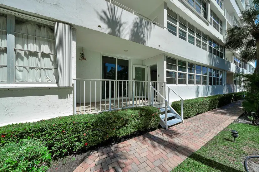 Picture of 1170 N Federal Hwy 106, Fort Lauderdale FL 33304