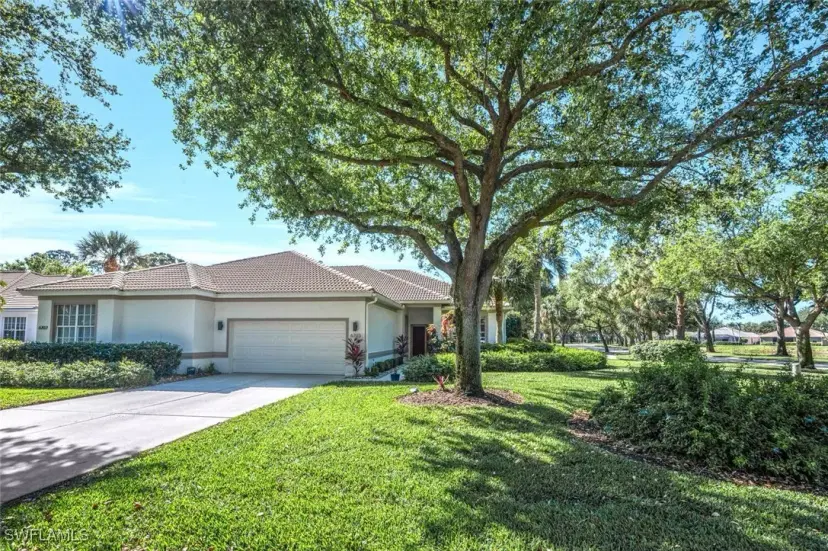 Picture of 6703 Old Banyan Way, Naples FL 34109
