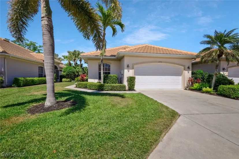 Picture of 12739 Fox Ridge Dr, Bonita Springs FL 34135