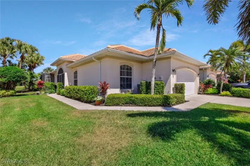 Picture of 12739 Fox Ridge Dr, Bonita Springs FL 34135