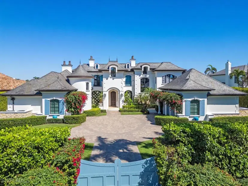 Picture of 3565 Fort Charles Dr, Naples FL 34102